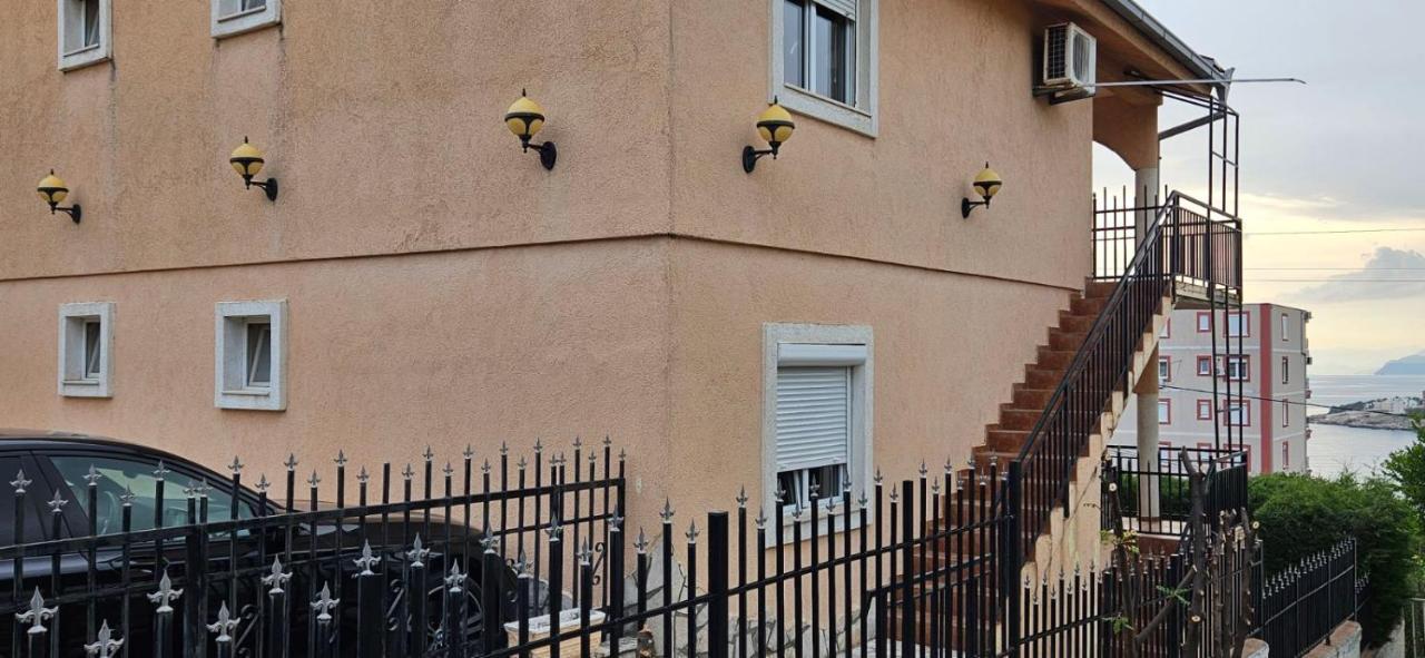 Apartmani Ljubica 尤塔哈 外观 照片